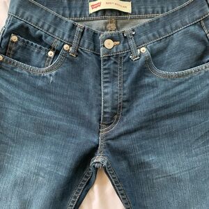 Levi's 505 Straight Jeans in Blue with Contrast Stitching